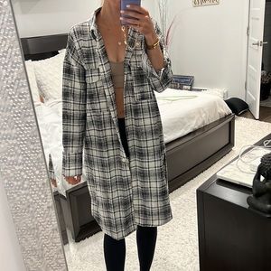 VICI PLAID LONG FLANNEL JACKET